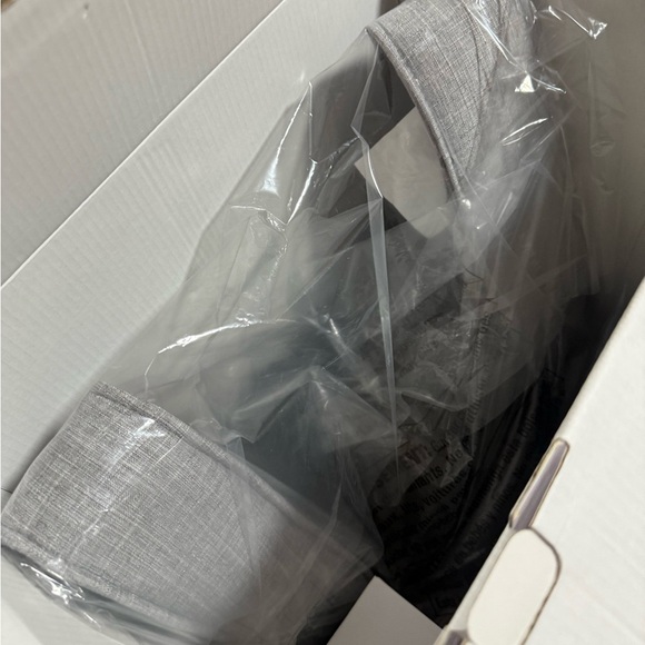 Sharper image real touch heated rechargeable cordless massager - Picture 5 of 6